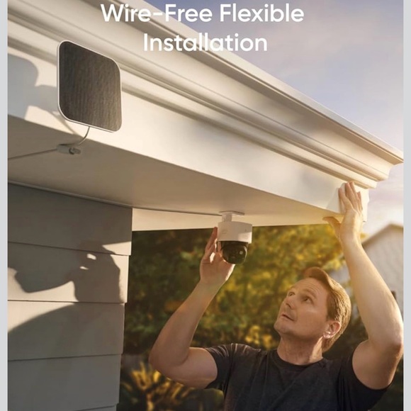 Eufy Security Camera with Solar Panel - Black and White - Picture 4 of 6